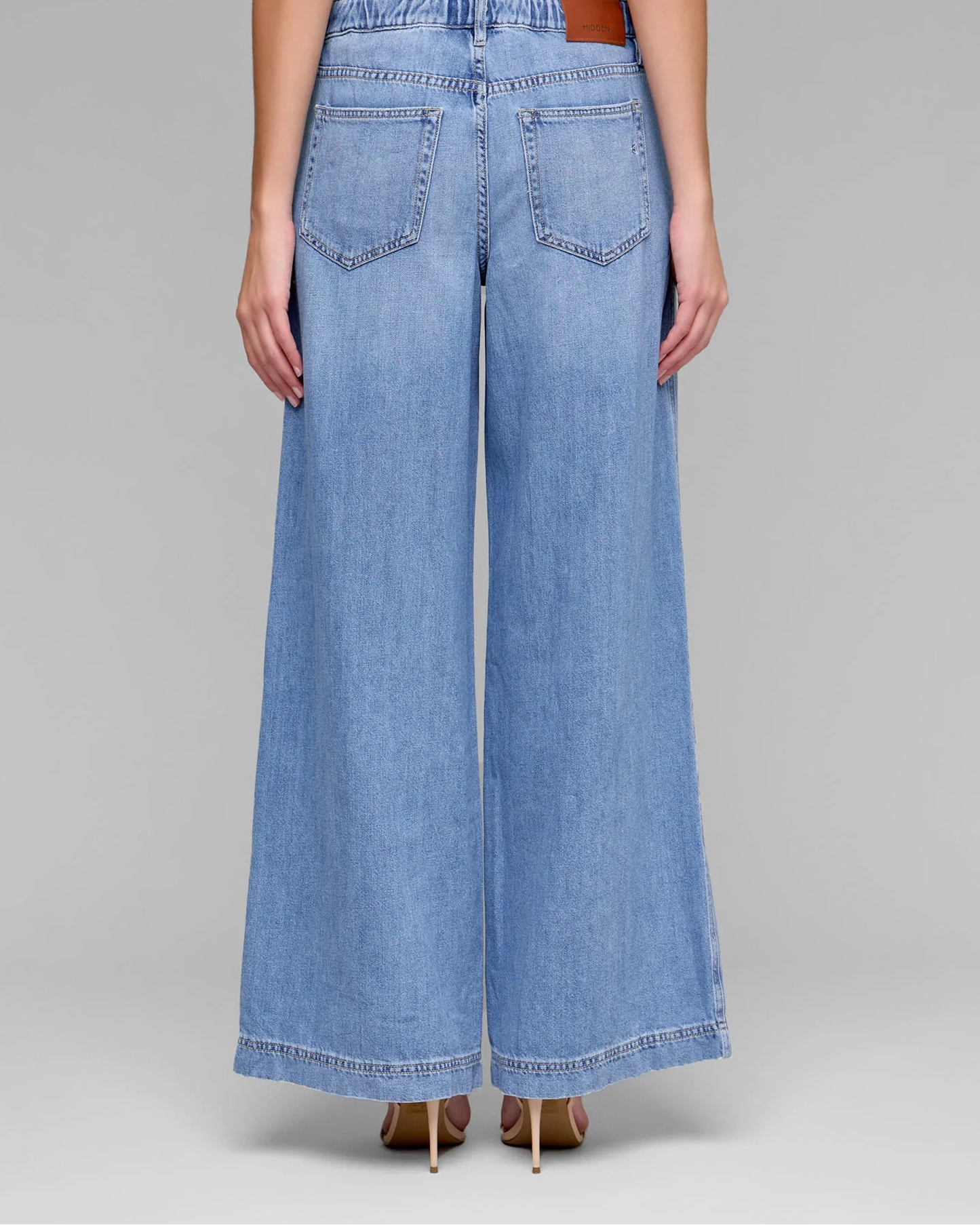 Nori High Rise Extra Wide Leg Pull-On – Perrefitte