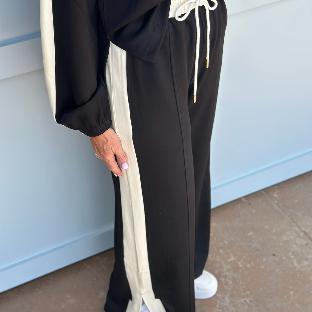 
                      
                        Deana Knit Pant
                      
                    