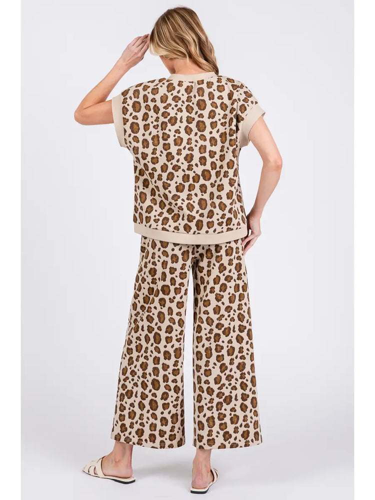 
                      
                        Lennon Leapord Print Scuba Set
                      
                    