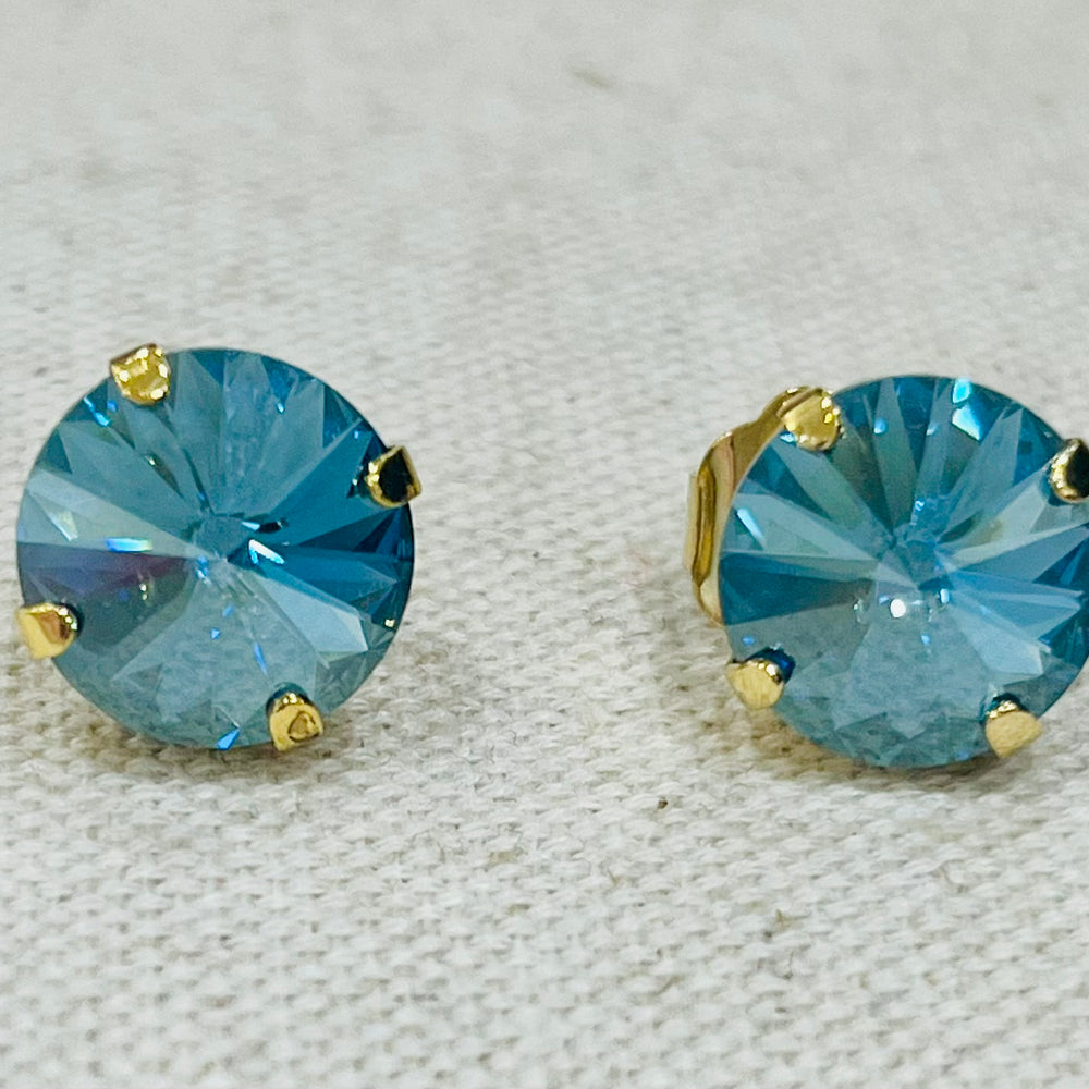 
                      
                        TOVA Basics Earrings
                      
                    