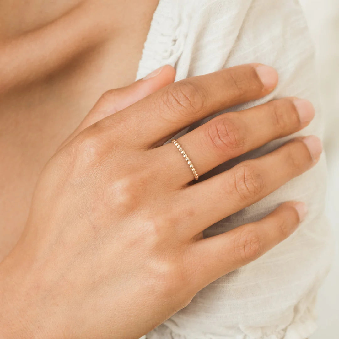 enewton Classic Gold 1.5mm Bead Ring