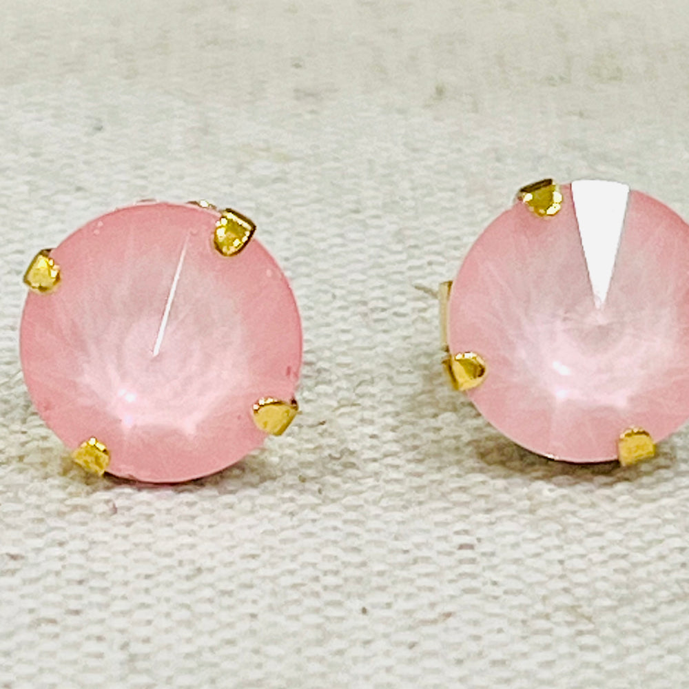 
                      
                        TOVA Basics Earrings
                      
                    