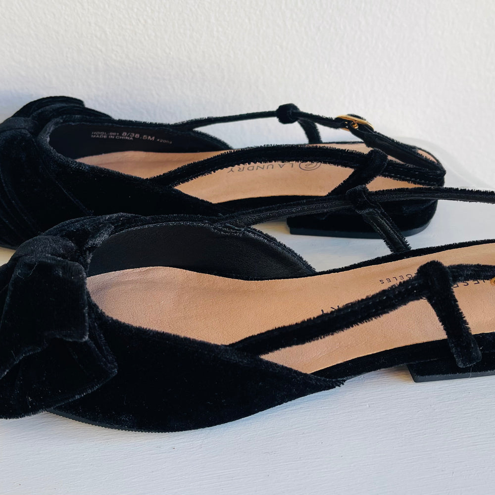 
                      
                        Black Velvet Shoe
                      
                    