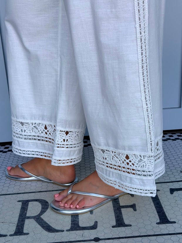 Z Supply Scout Embroidered White Pant