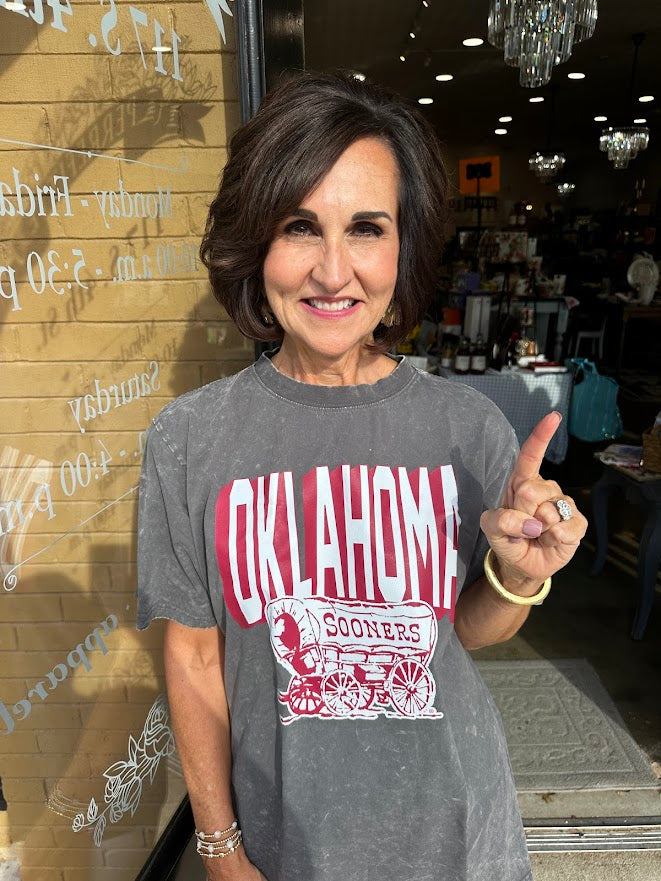 Oklahoma Sooner Game Day Grey Washed Top