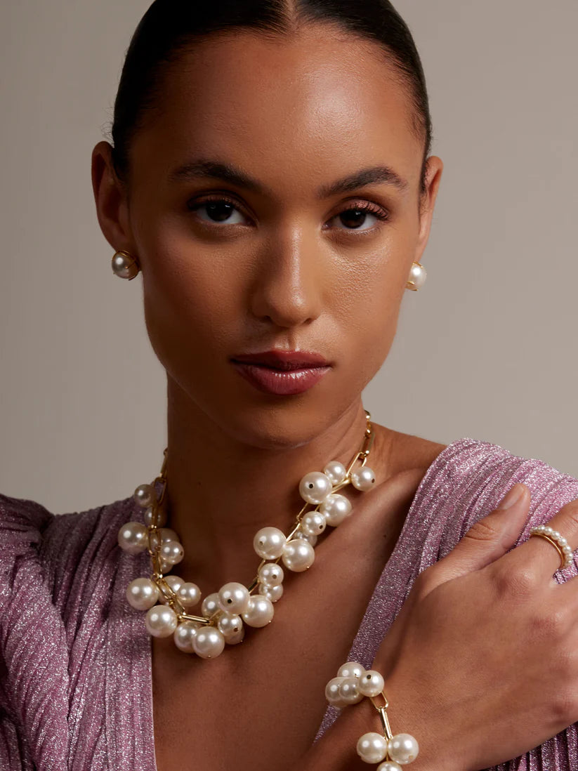 Pearl Stud Earring with Setting