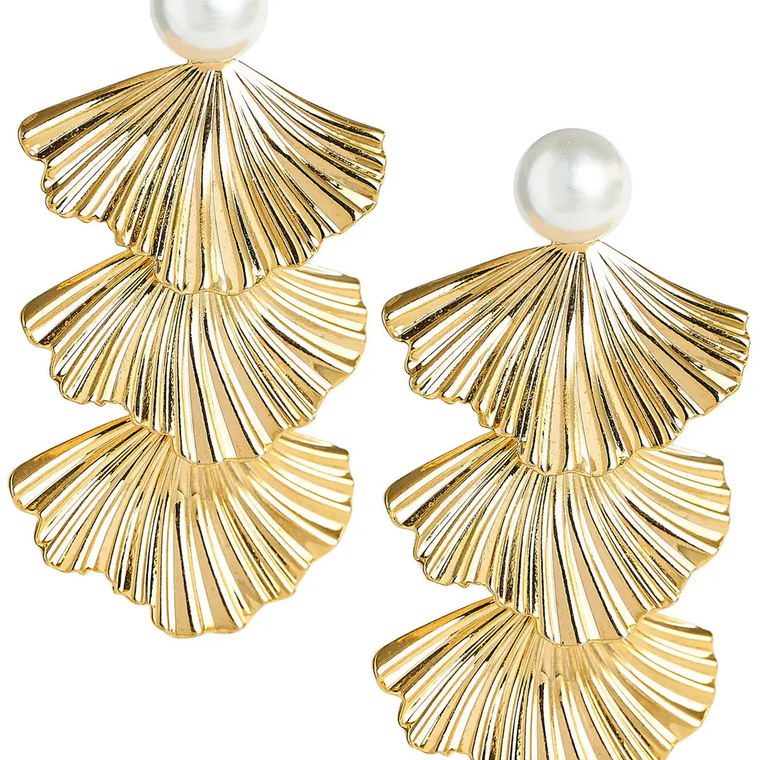Deliah Fan Earring